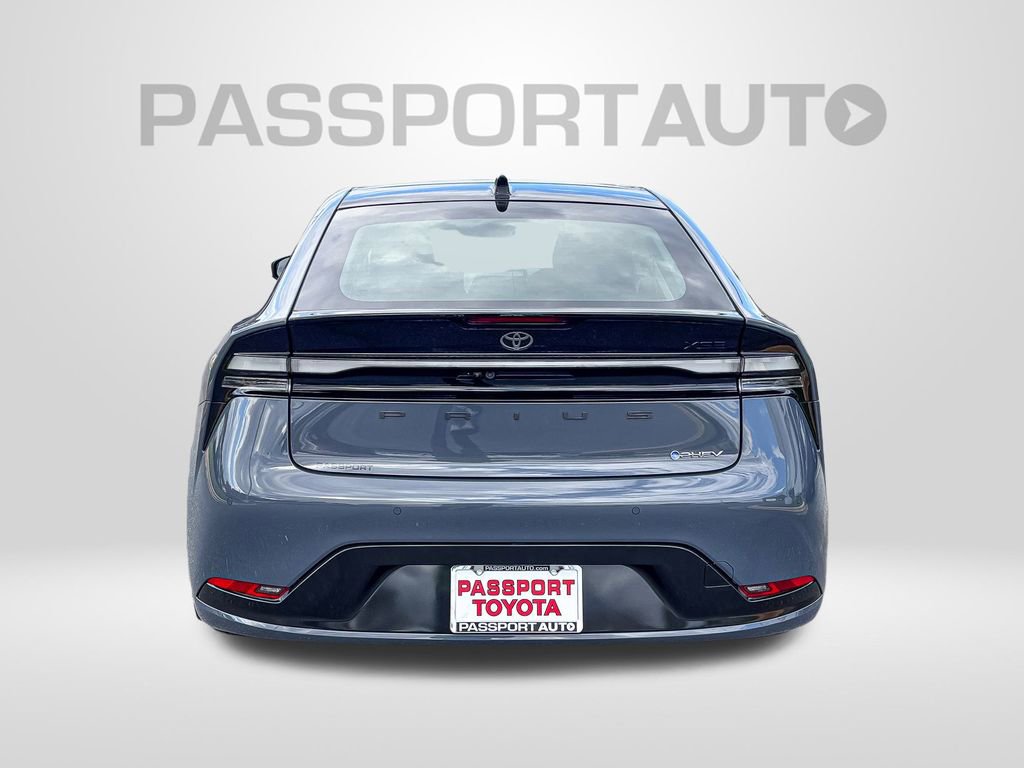 New 2026 Toyota Prius Plug-In Hybrid XSE Premium image 4