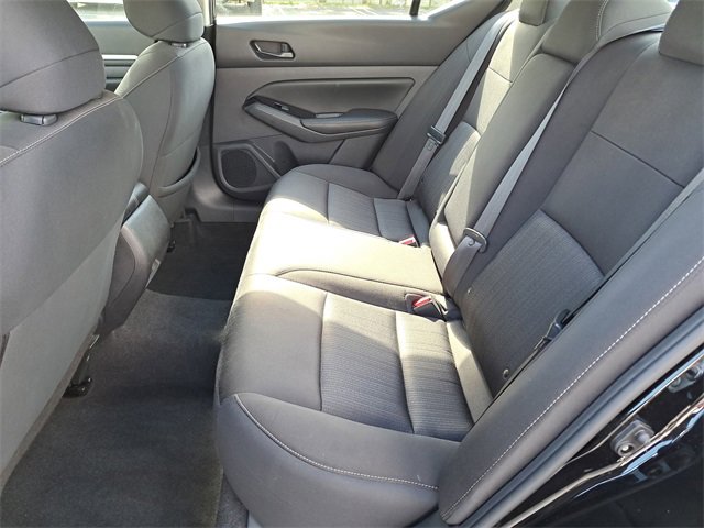 Used 2023 Nissan Altima 2.5 SV image 11