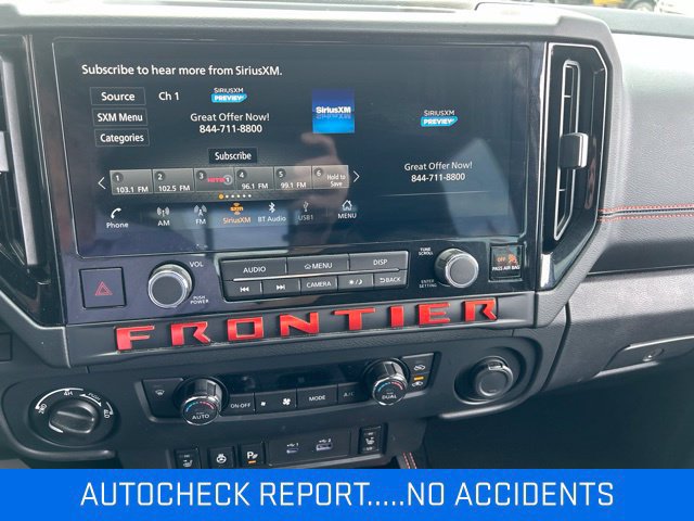 Used 2026 Nissan Frontier PRO-4X AWD/4WD image 3