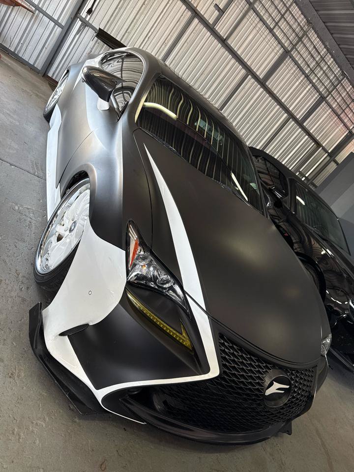 Used 2016 Lexus RC 200t RWD image 27