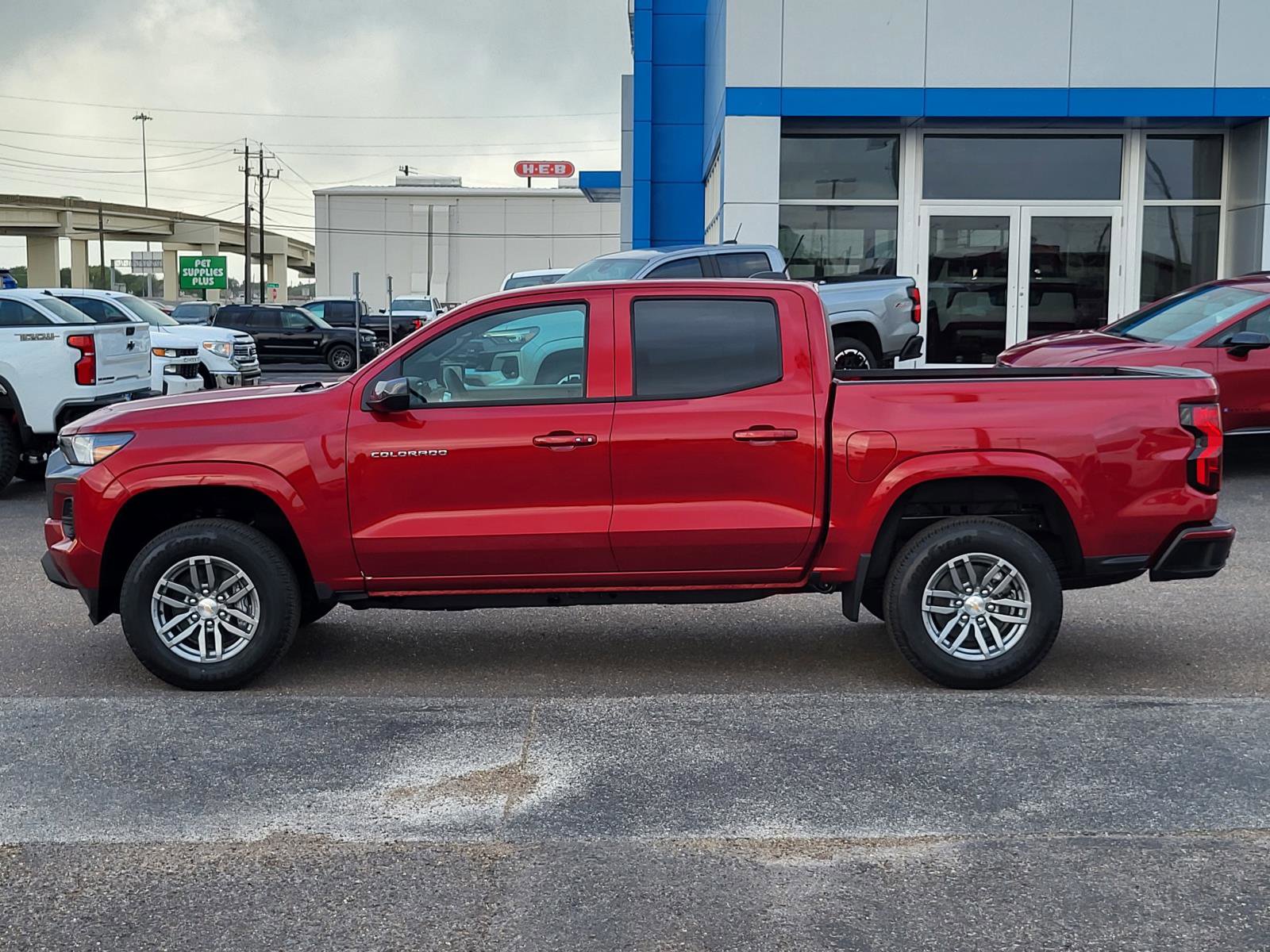 New 2026 Chevrolet Colorado LT w/ Advanced Trailering Package RWD image 2
