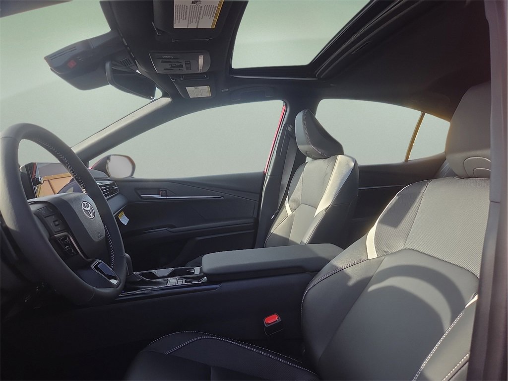 New 2026 Toyota Camry SE image 19