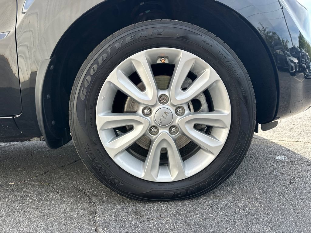 Used 2013 Kia Soul + image 13