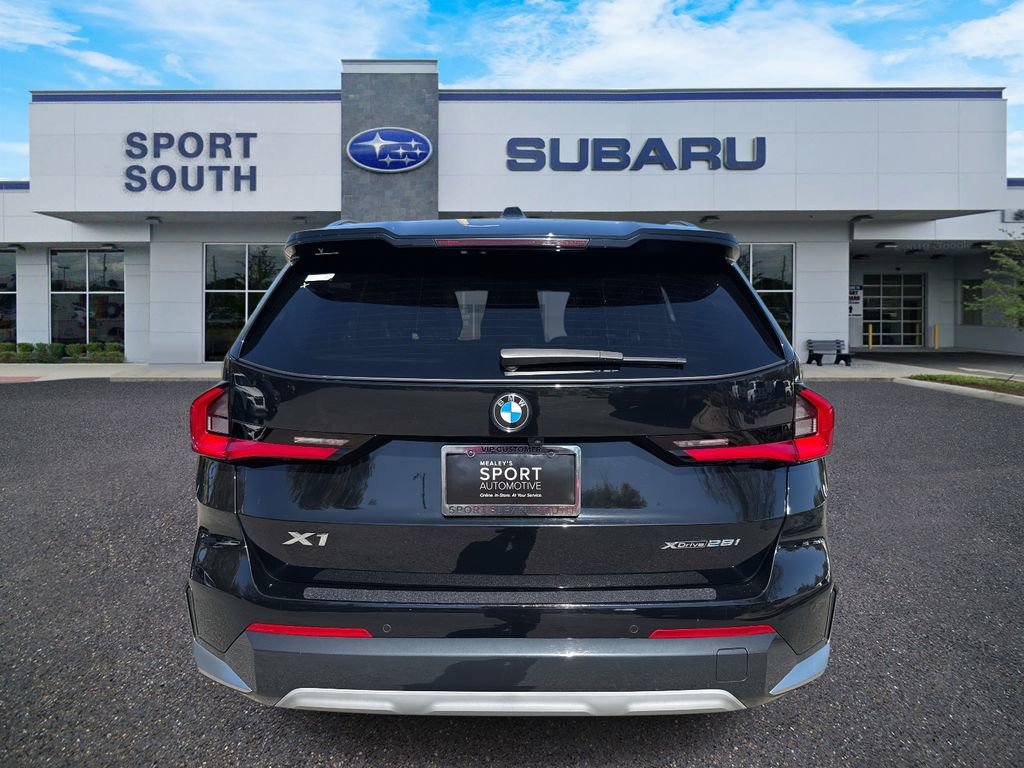 Used 2025 BMW X1 xDrive28i image 4