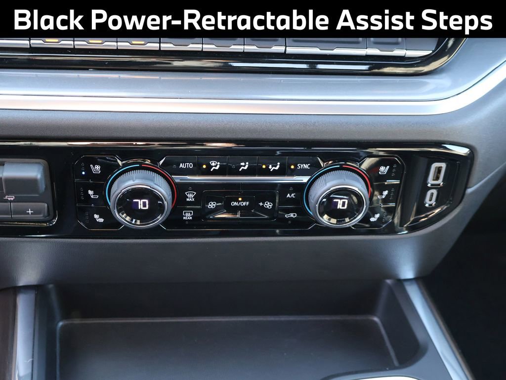 Used 2024 Chevrolet Silverado 1500 High Country w/ Midnight Edition image 33