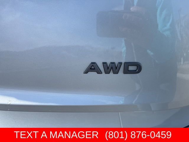 Used 2025 Nissan Rogue SV AWD/4WD image 10
