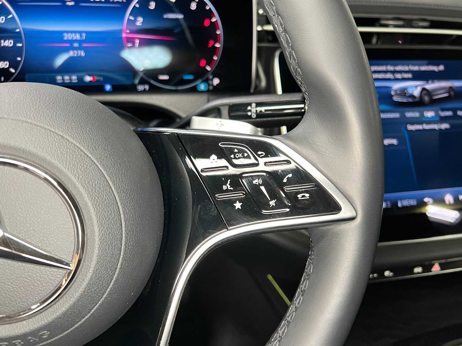 Used 2024 Mercedes-Benz E 450 4MATIC All-Terrain Wagon image 28