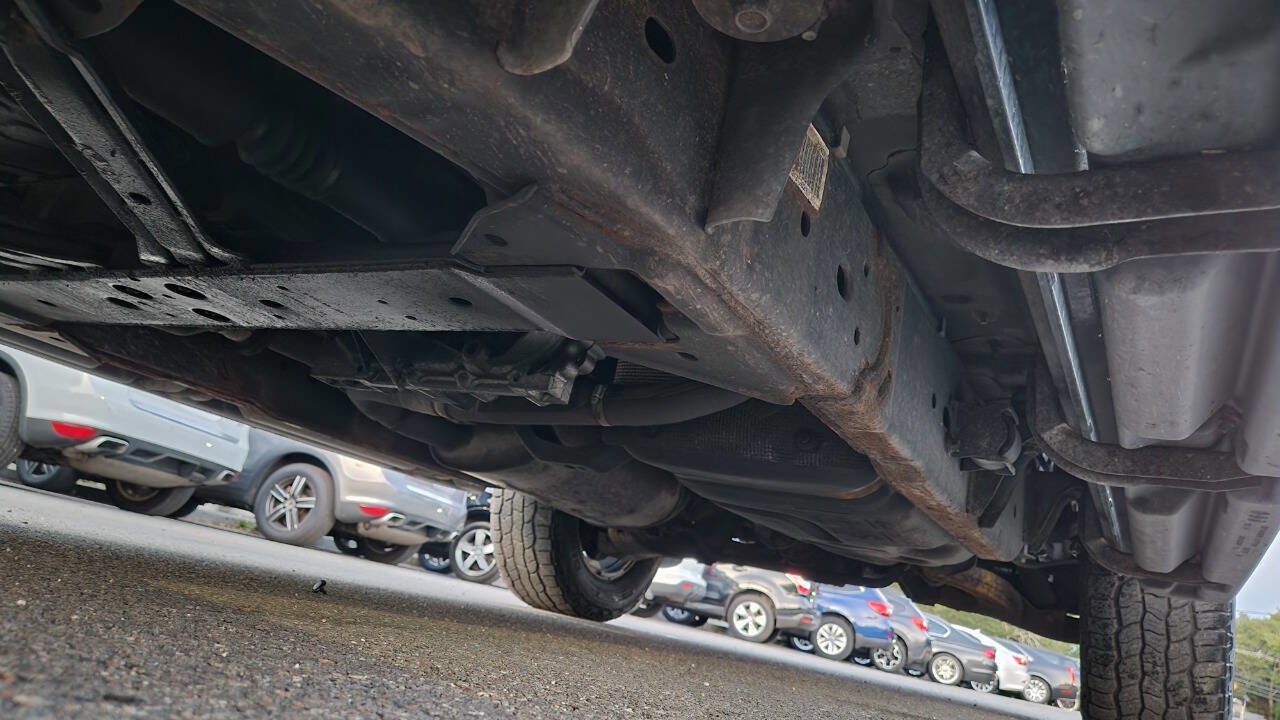 Used 2011 Nissan Pathfinder Silver image 49