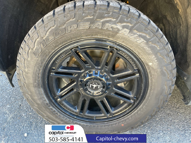 Used 2022 Chevrolet Silverado 1500 High Country AWD/4WD image 13