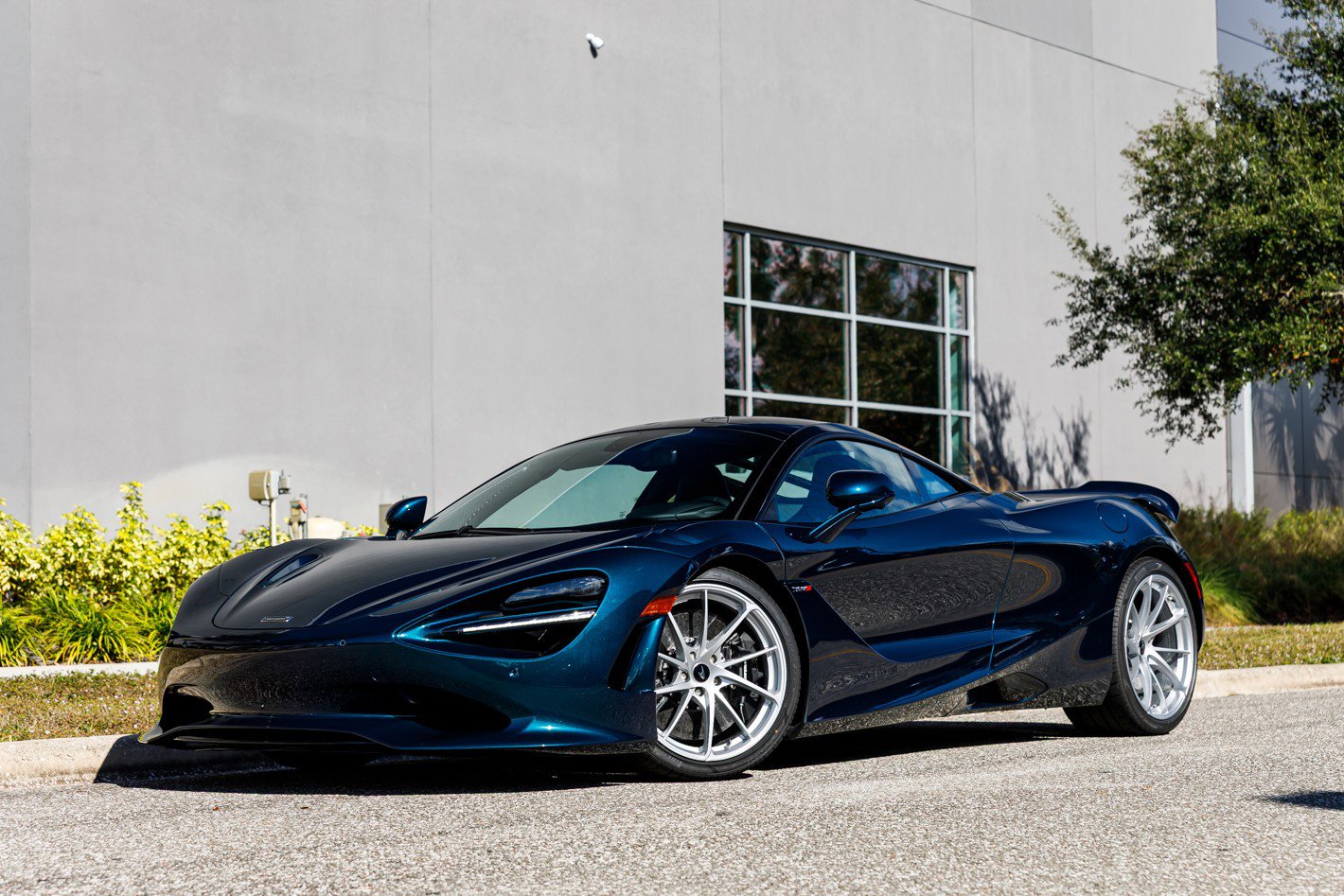 New 2026 McLaren 750S image 16