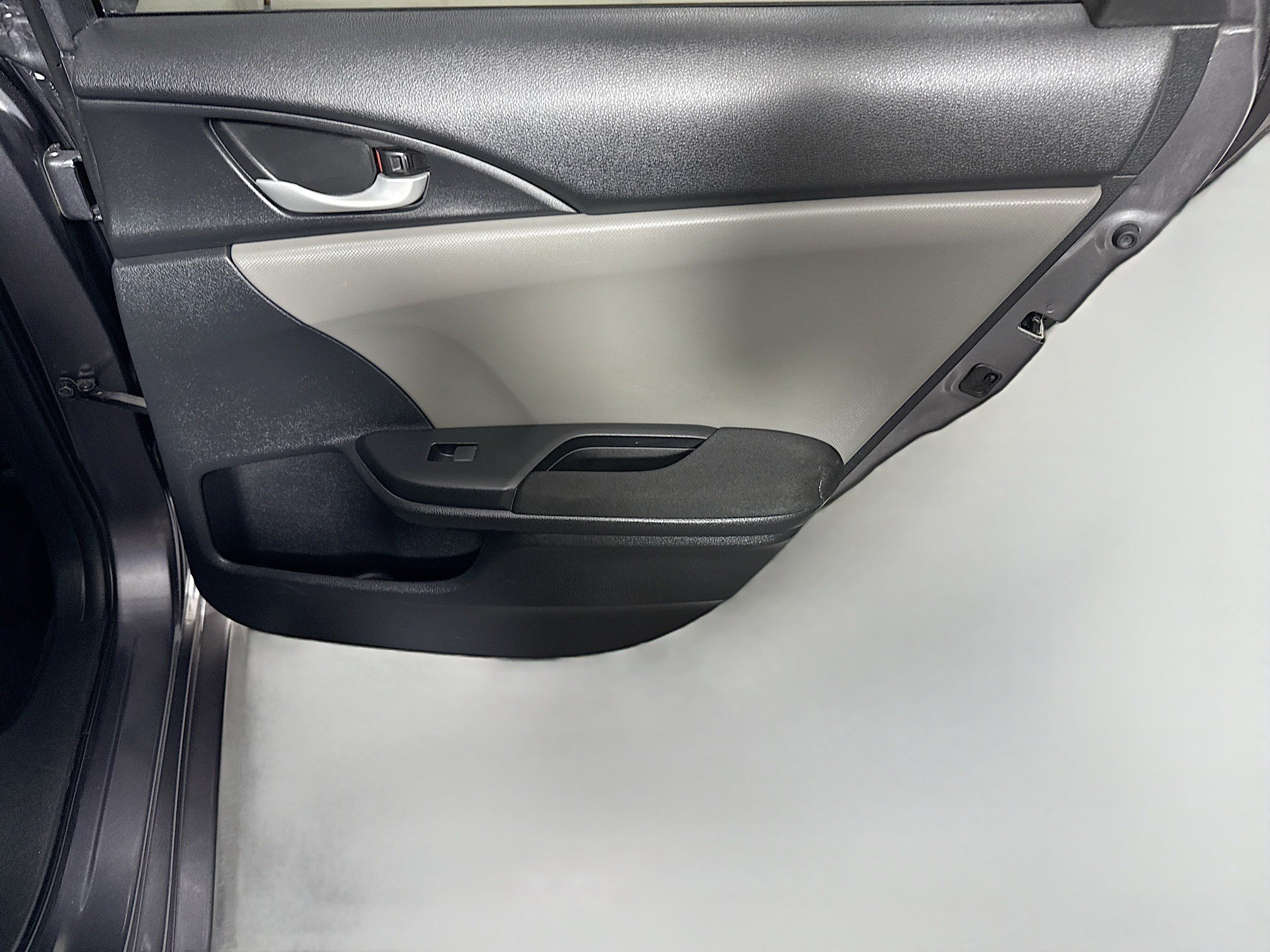 Used 2019 Honda Civic LX image 27