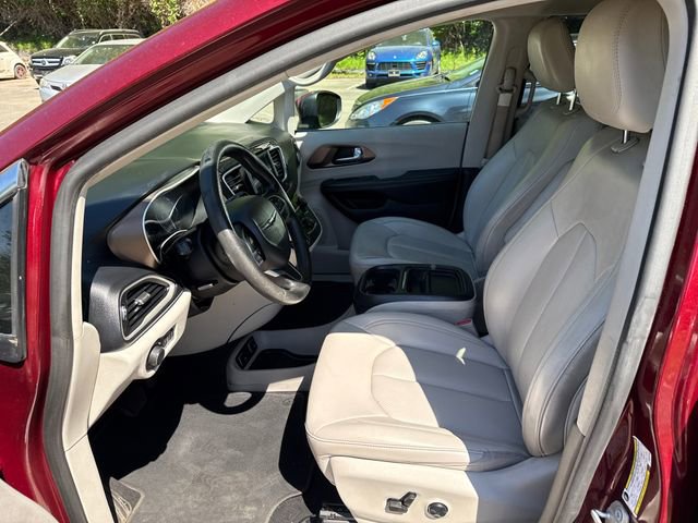 Used 2021 Chrysler Voyager Lxi FWD image 15