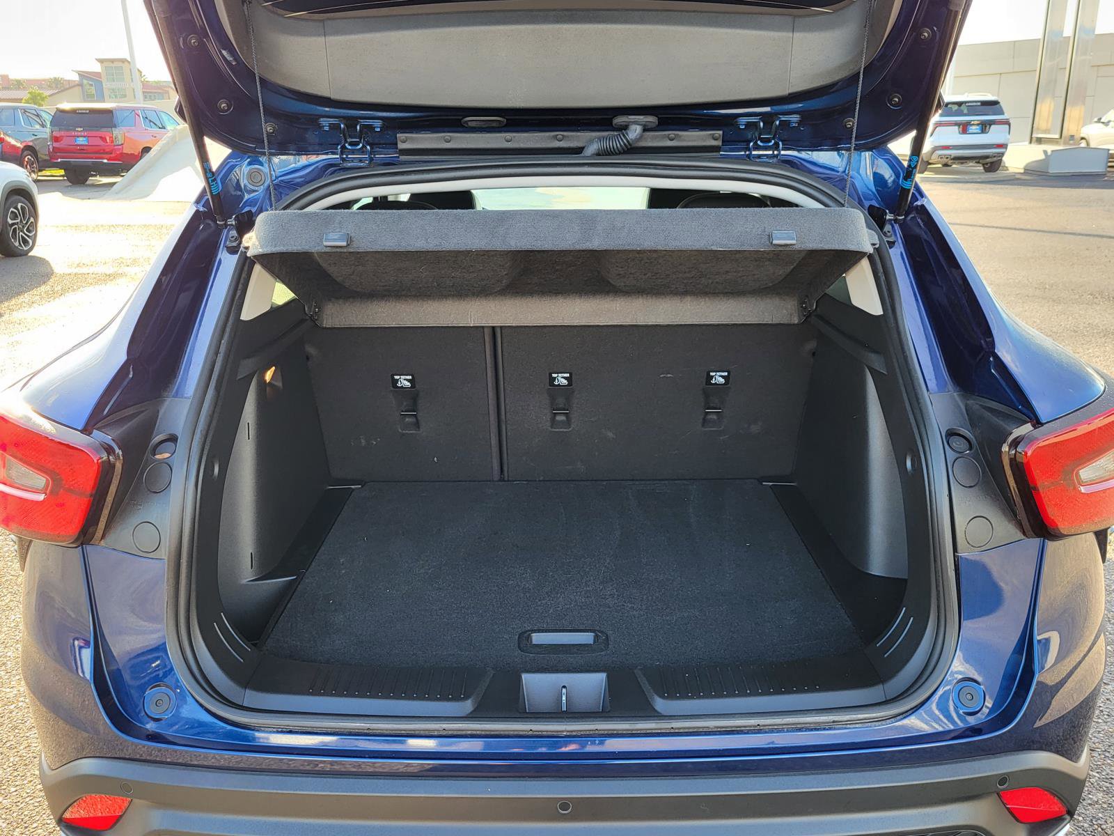 Used 2024 Chevrolet Trax LT w/ Driver Confidence Package image 12