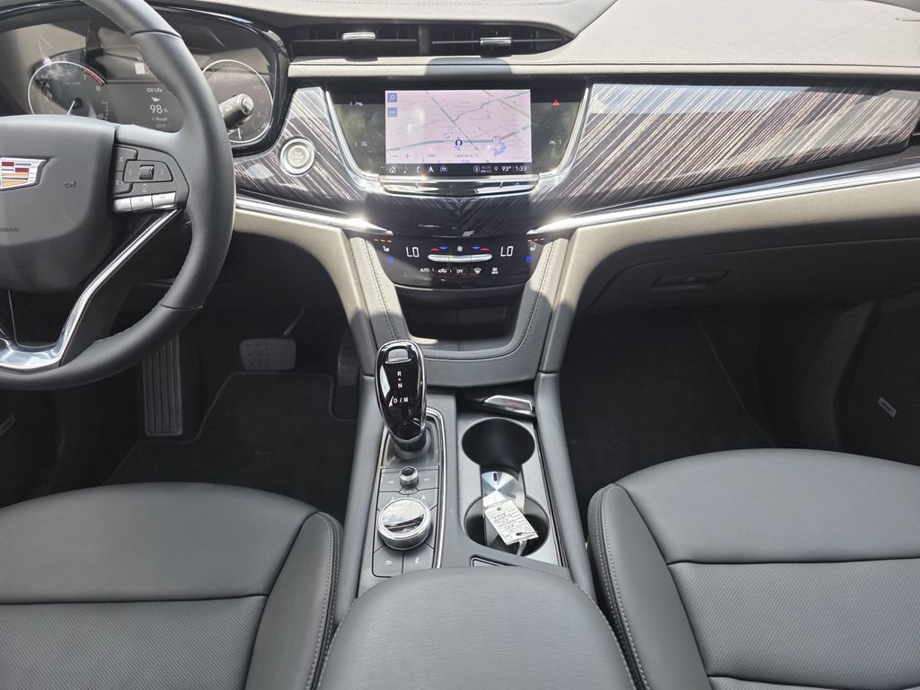 New 2025 Cadillac XT6 Premium Luxury FWD image 15
