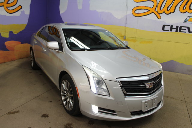 Used 2015 Cadillac XTS Luxury AWD/4WD image 2