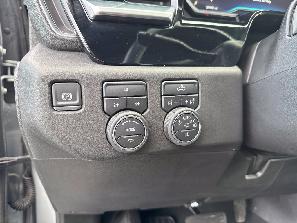 Used 2025 Chevrolet Silverado 2500 LT w/ Convenience Package AWD/4WD image 26