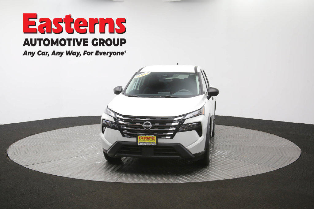 Used 2024 Nissan Rogue S AWD/4WD image 51