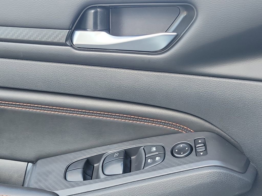 Certified 2022 Nissan Altima 2.5 SR image 16