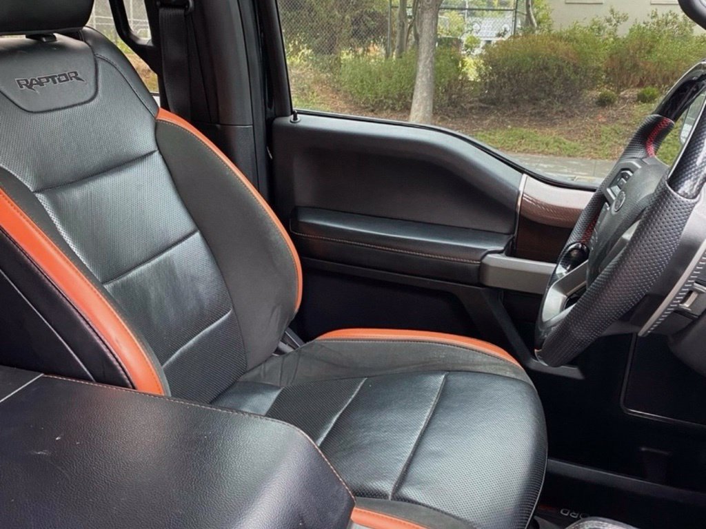 Used 2018 Ford F150 Raptor w/ Equipment Group 802A Luxury AWD/4WD image 24
