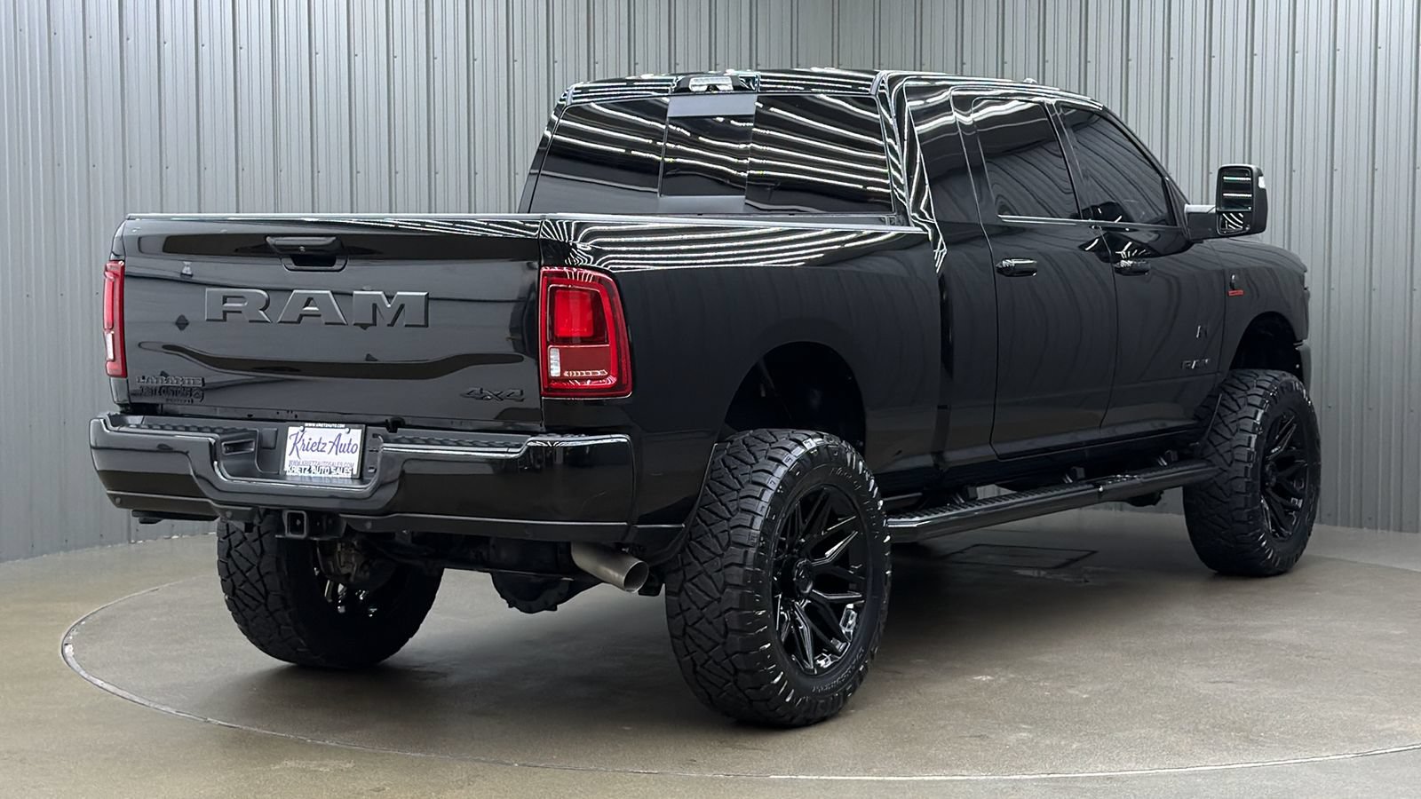 Used 2025 RAM 2500 Laramie w/ Night Edition AWD/4WD image 5