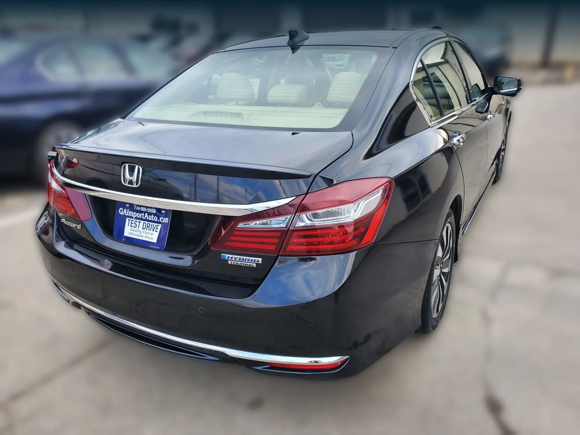Used 2017 Honda Accord Touring image 14