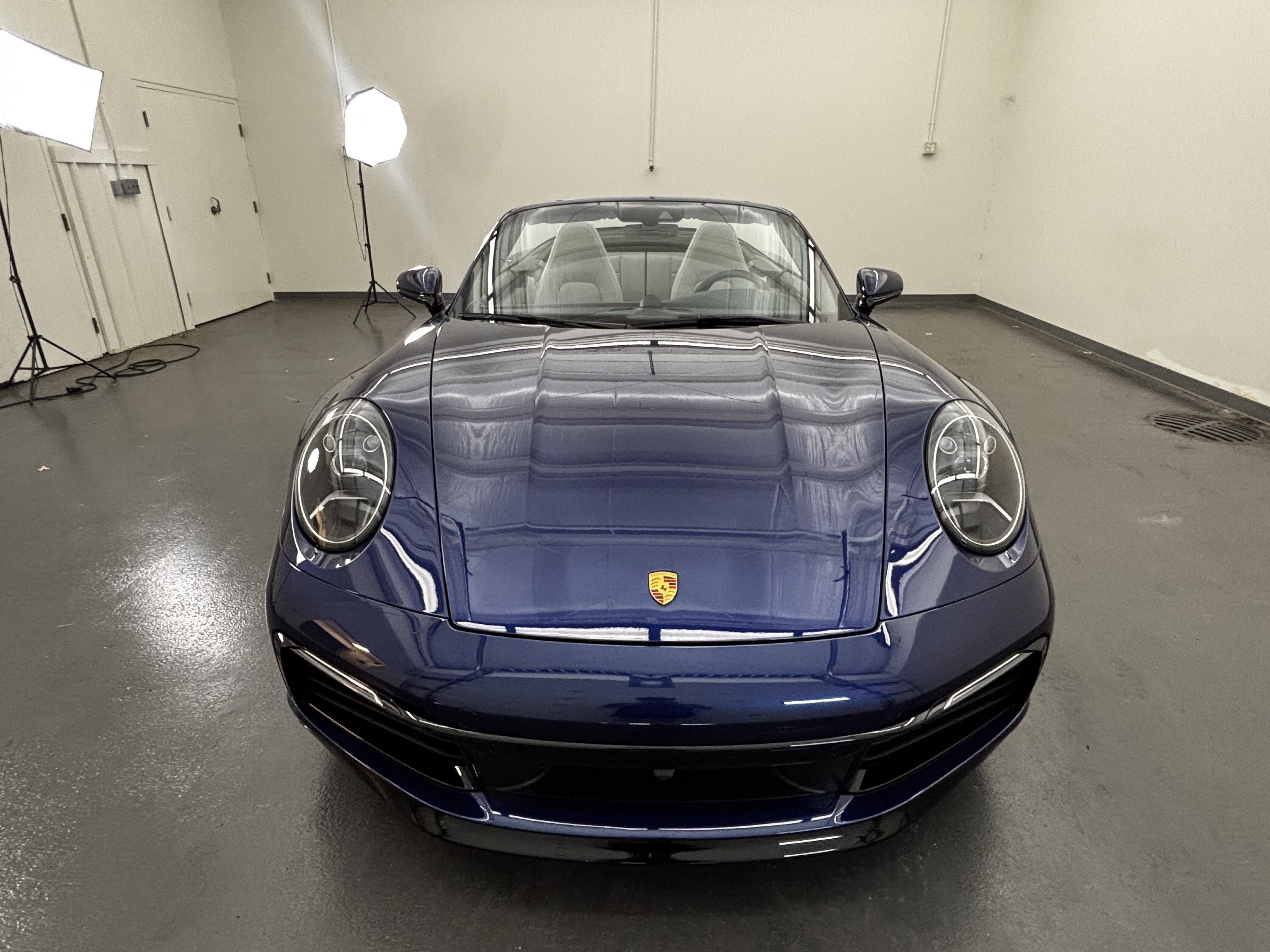 Used 2024 Porsche 911 Carrera 4S AWD/4WD image 2
