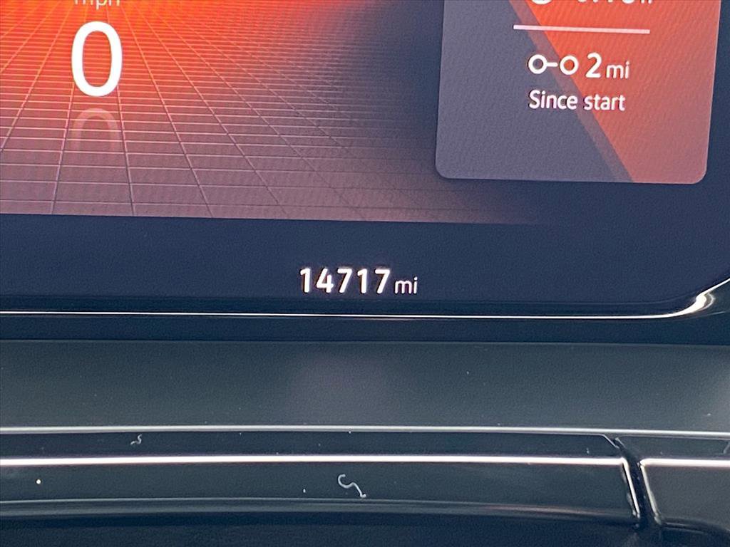 Certified 2025 Volkswagen Atlas Peak Edition SE image 15