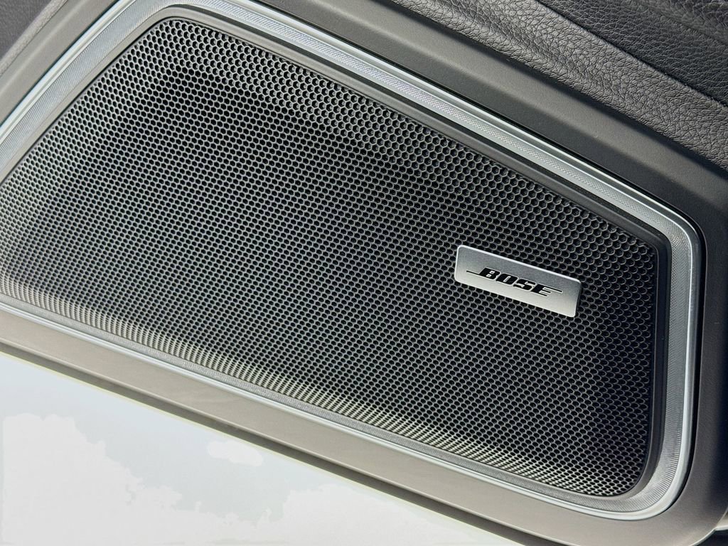 Certified 2023 Porsche Panamera Platinum Edition image 12