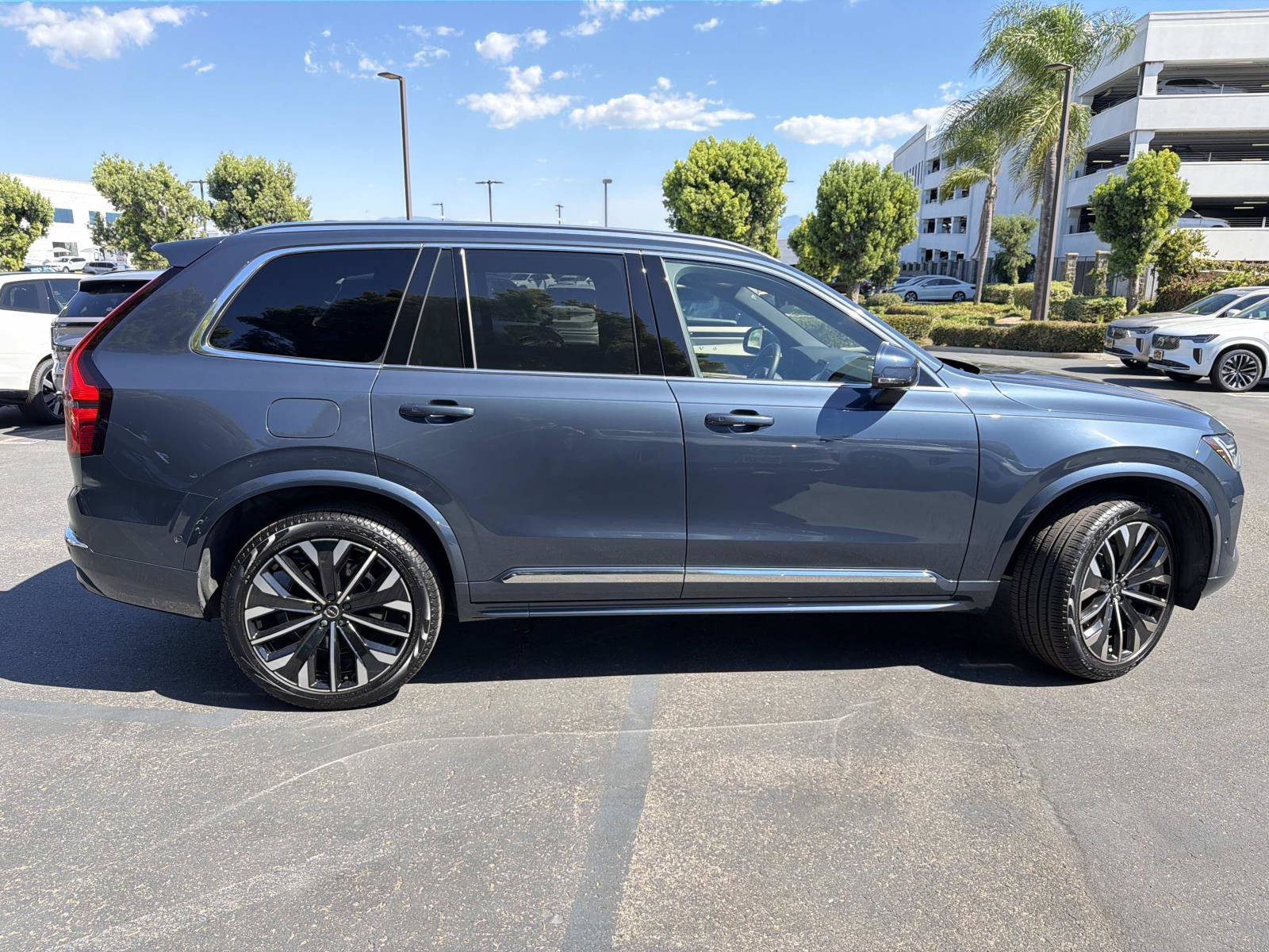 Certified 2026 Volvo XC90 B6 Plus AWD/4WD image 4