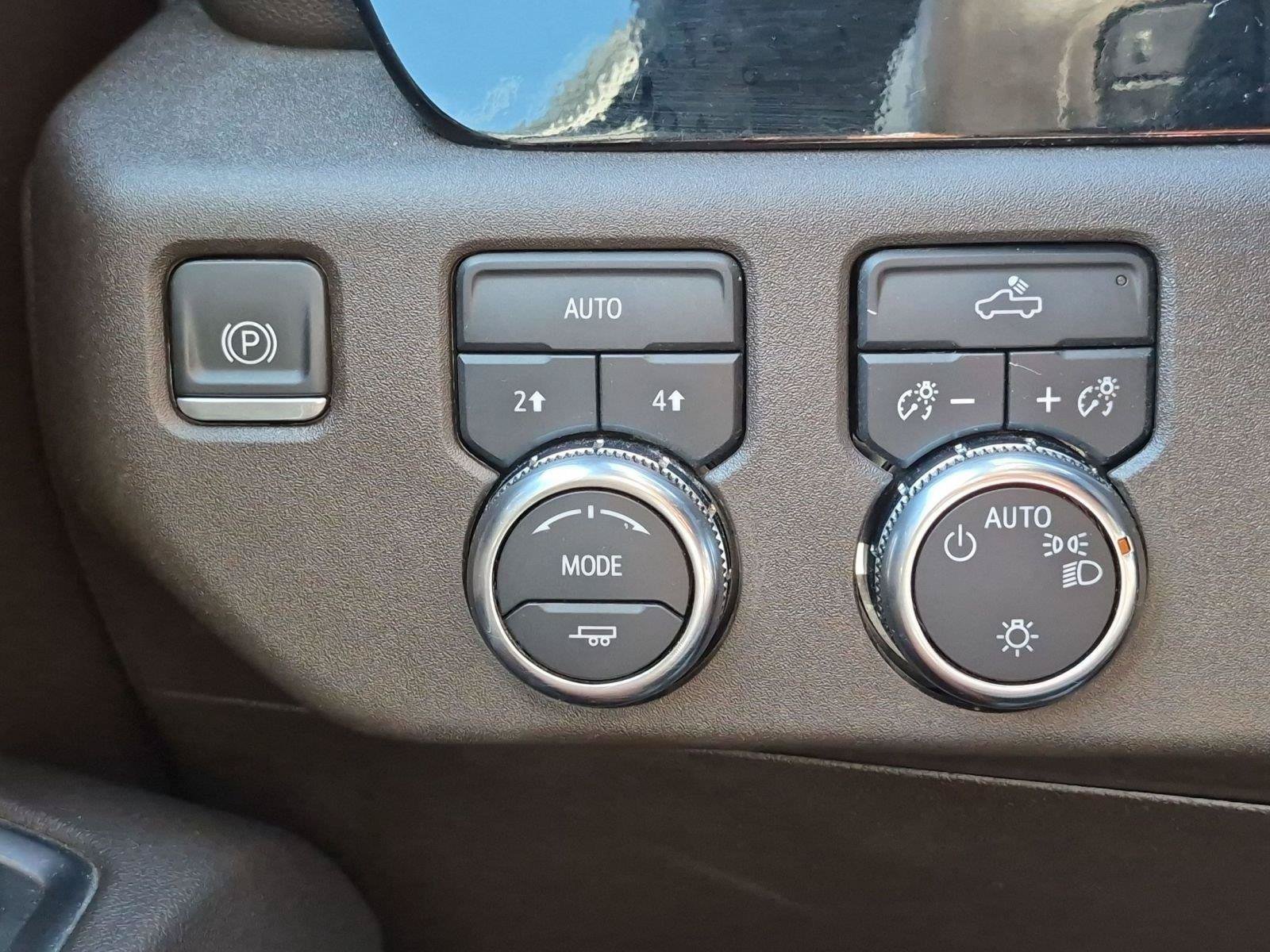 Used 2024 GMC Sierra 1500 SLE AWD/4WD image 21