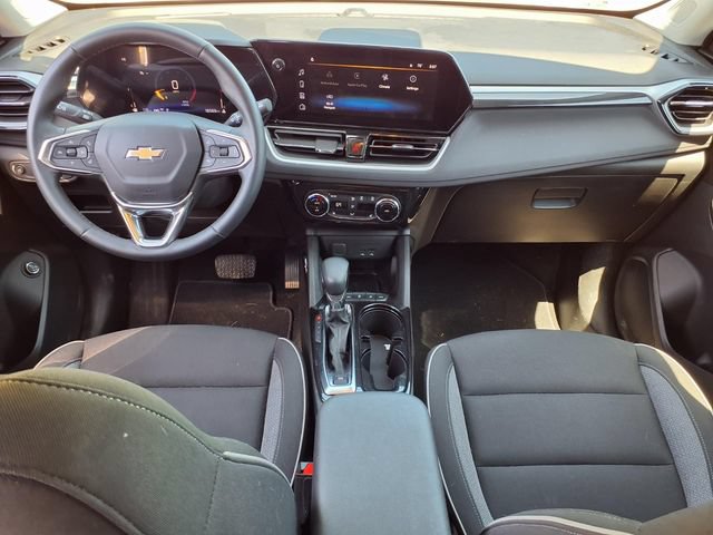Used 2024 Chevrolet TrailBlazer LT w/ Convenience Package AWD/4WD image 9