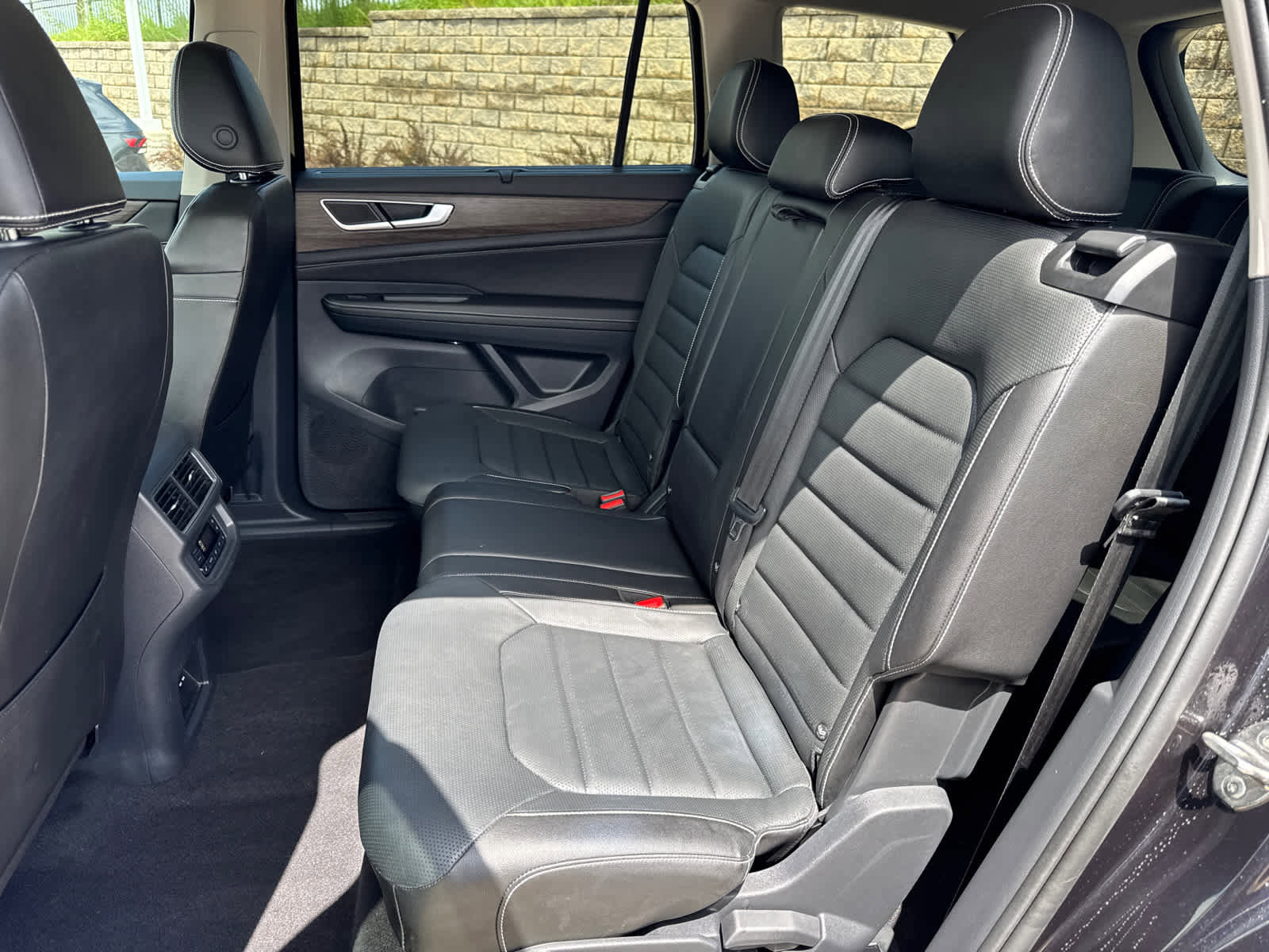 Certified 2024 Volkswagen Atlas SEL image 12