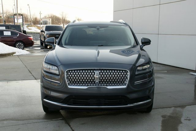 Used 2023 Lincoln Nautilus Reserve w/ Equipment Group 201A image 7