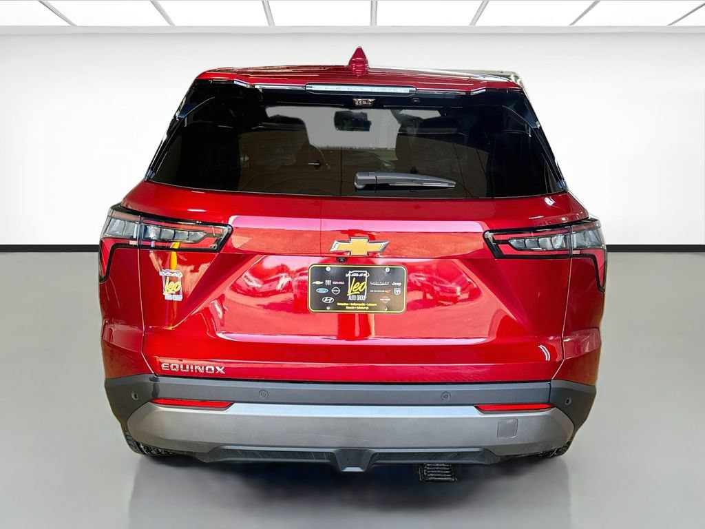 New 2027 Chevrolet Equinox LT w/ Safety and Technology Package FWD image 6