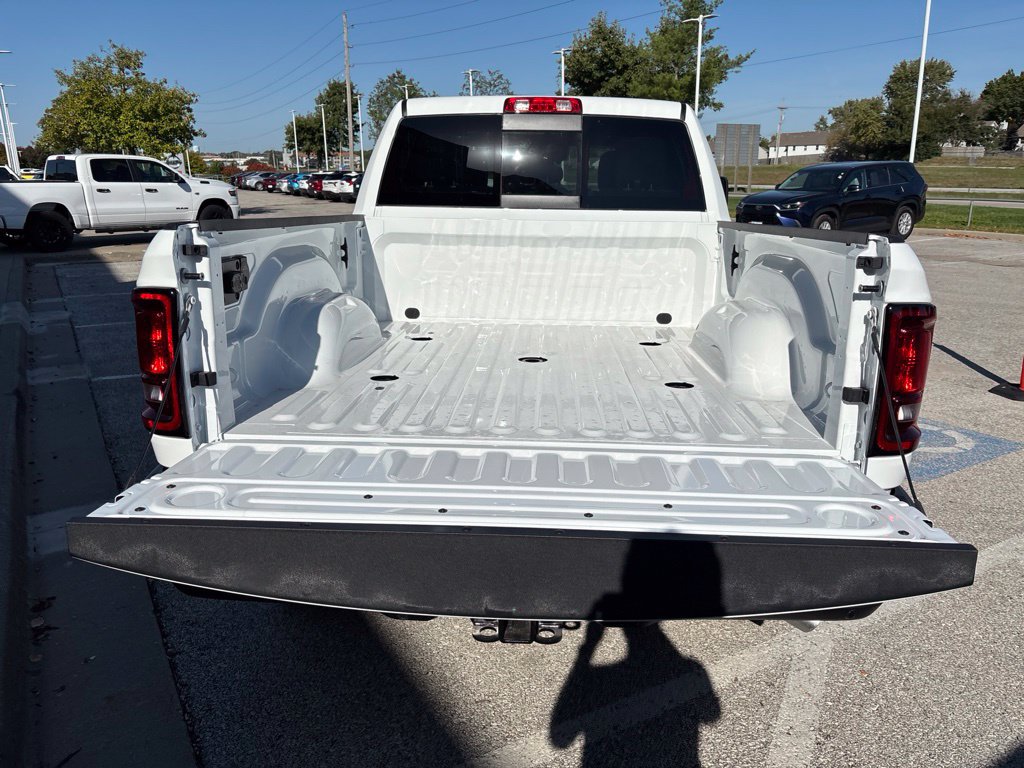 New 2027 RAM 3500 Tradesman AWD/4WD image 16