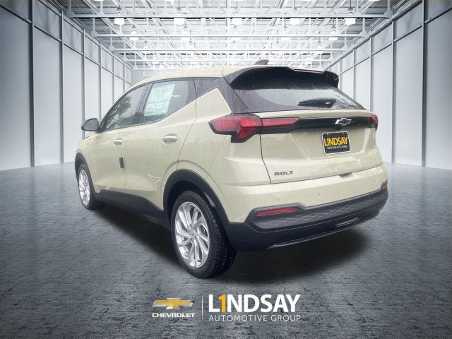 New 2027 Chevrolet Bolt LT w/ Comfort Package FWD image 6