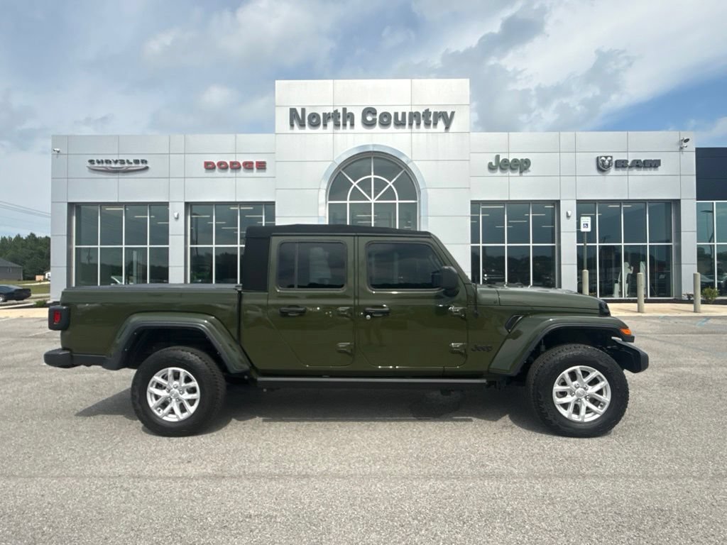 Used 2023 Jeep Gladiator Sport