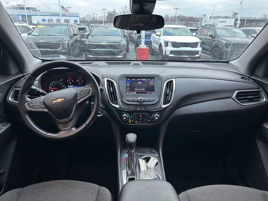 Used 2022 Chevrolet Equinox LT image 9