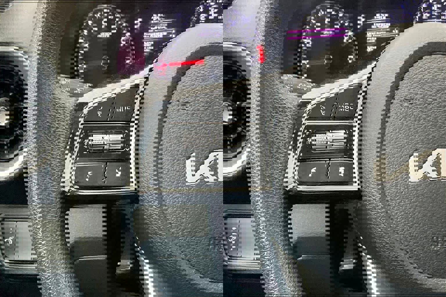 Used 2024 Kia Forte LXS image 22