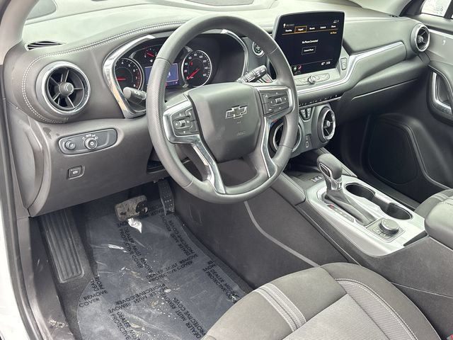 Used 2024 Chevrolet Blazer LT w/ Convenience Package FWD image 27