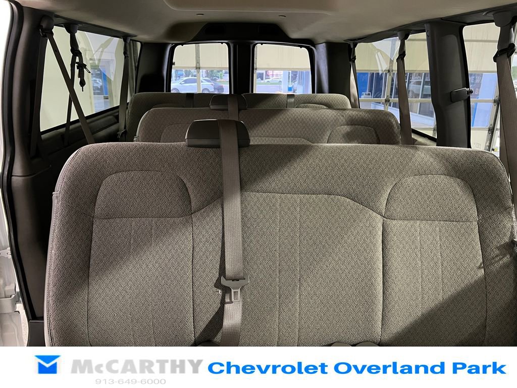 Used 2025 Chevrolet Express 3500 LT w/ LT Preferred Equipment Group RWD image 26