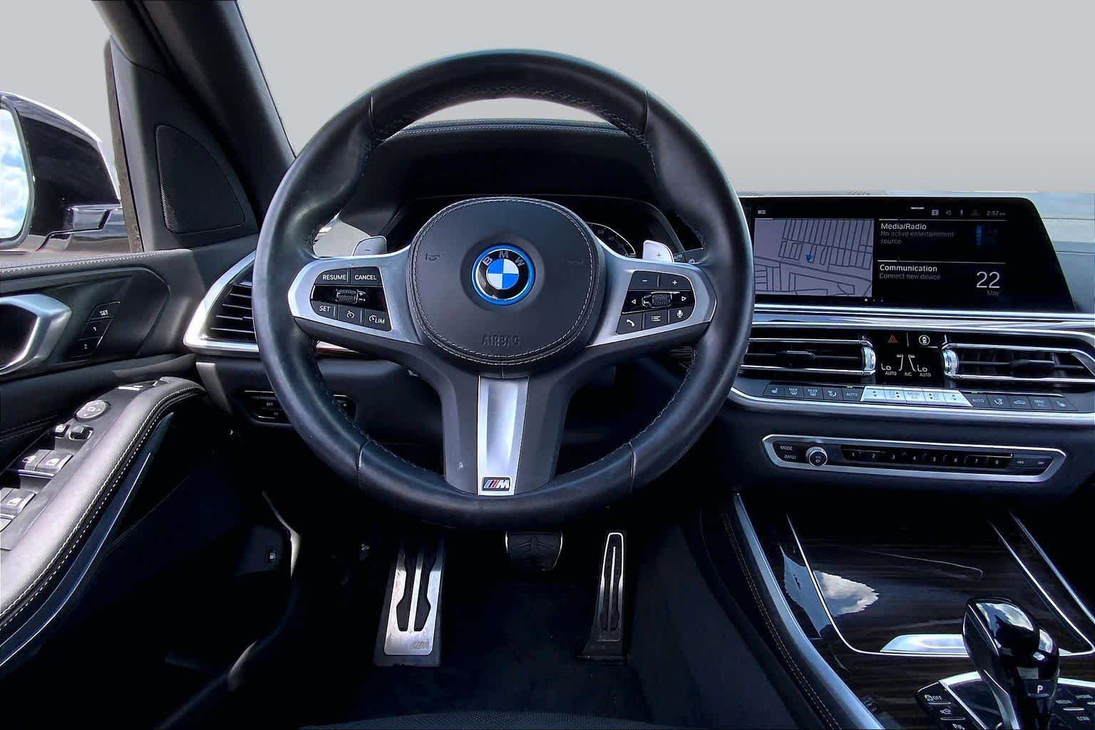 Used 2023 BMW X5 xDrive45e w/ M Sport Package AWD/4WD image 6