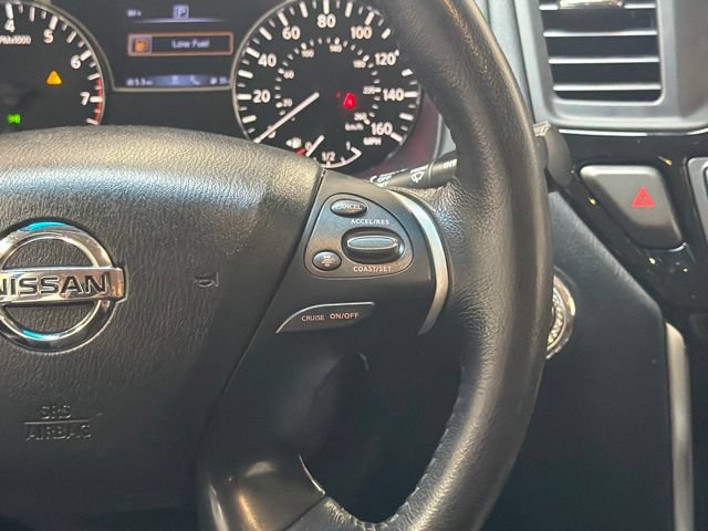 Used 2020 Nissan Pathfinder SV FWD image 19