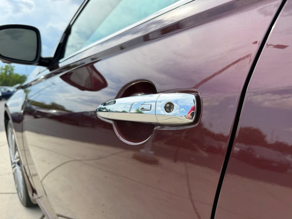 Used 2024 Nissan Altima 2.5 SL AWD/4WD image 13