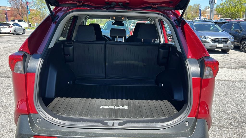 Used 2020 Toyota RAV4 LE w/ All Weather Liner Package image 14