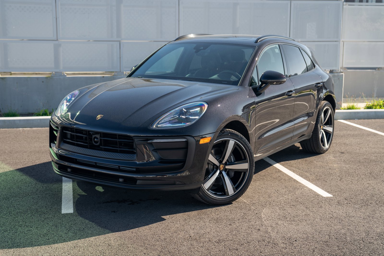 New 2026 Porsche Macan AWD/4WD video 1