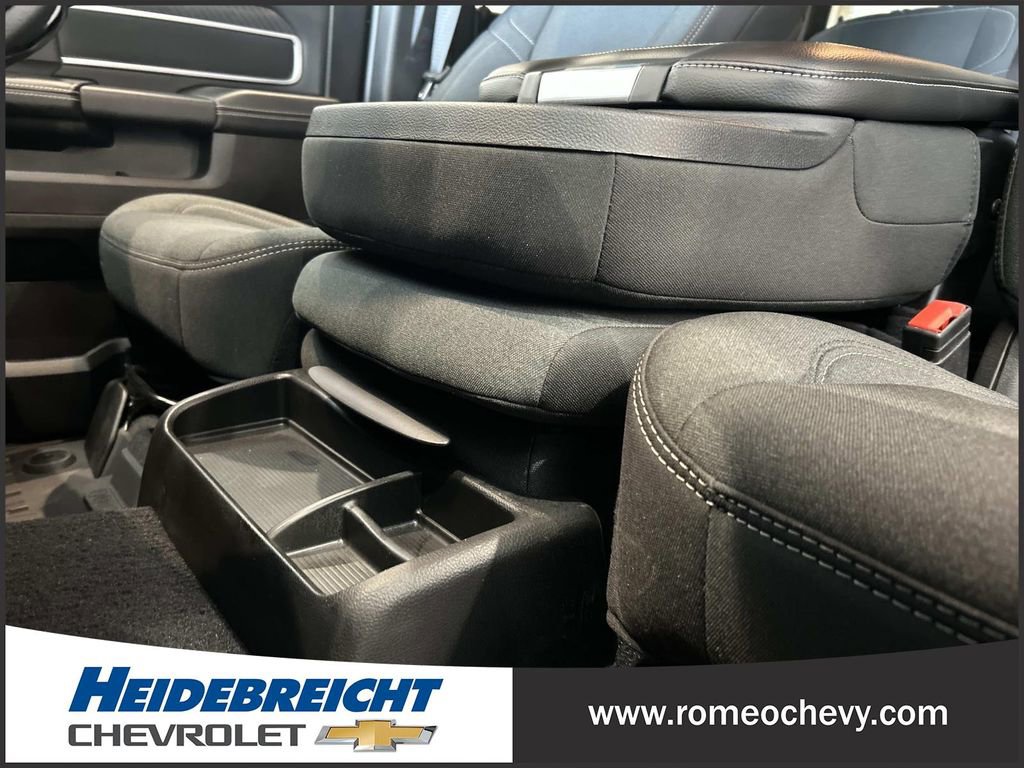 Used 2025 RAM 3500 Big Horn image 30