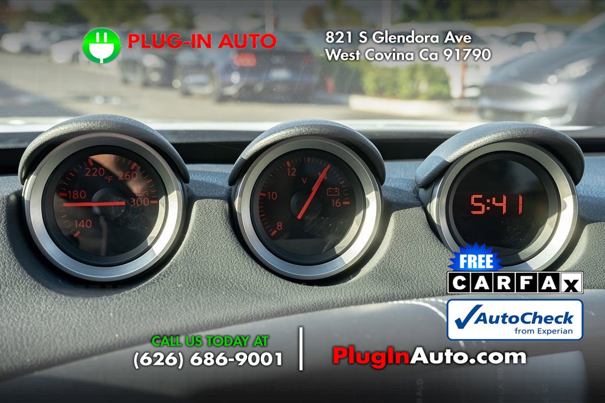 Used 2010 Nissan 370Z Touring image 20