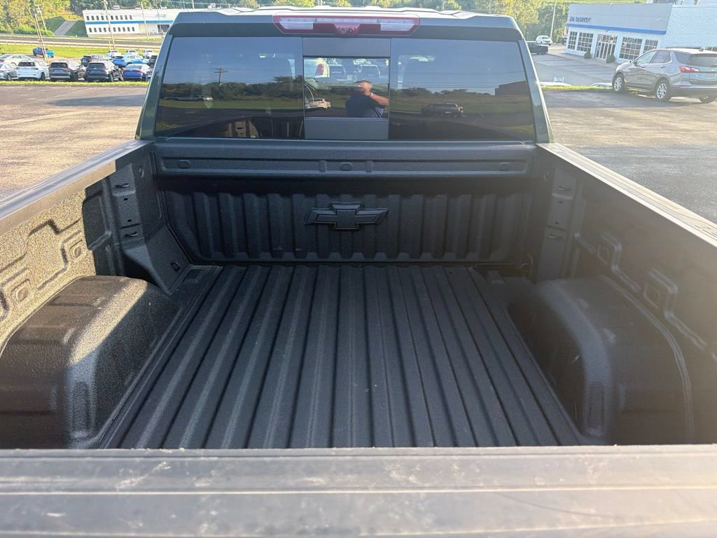 Used 2026 Chevrolet Silverado 1500 ZR2 AWD/4WD image 7