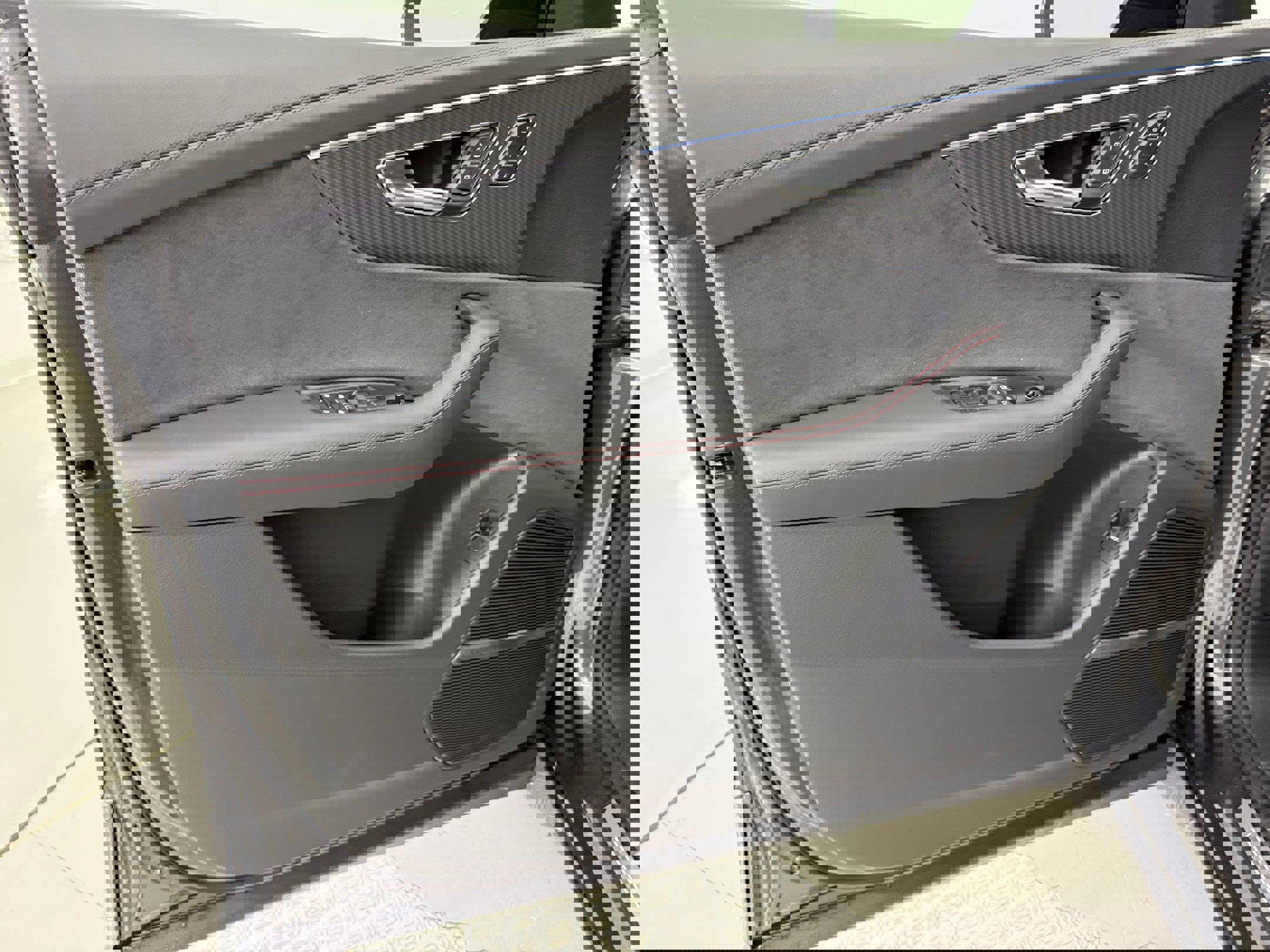 New 2026 Audi SQ8 Prestige image 25